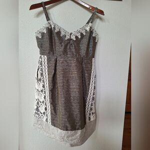 Anthropologie Moulinette Soeurs Mini Dress. Lace detailing. Womens size 4